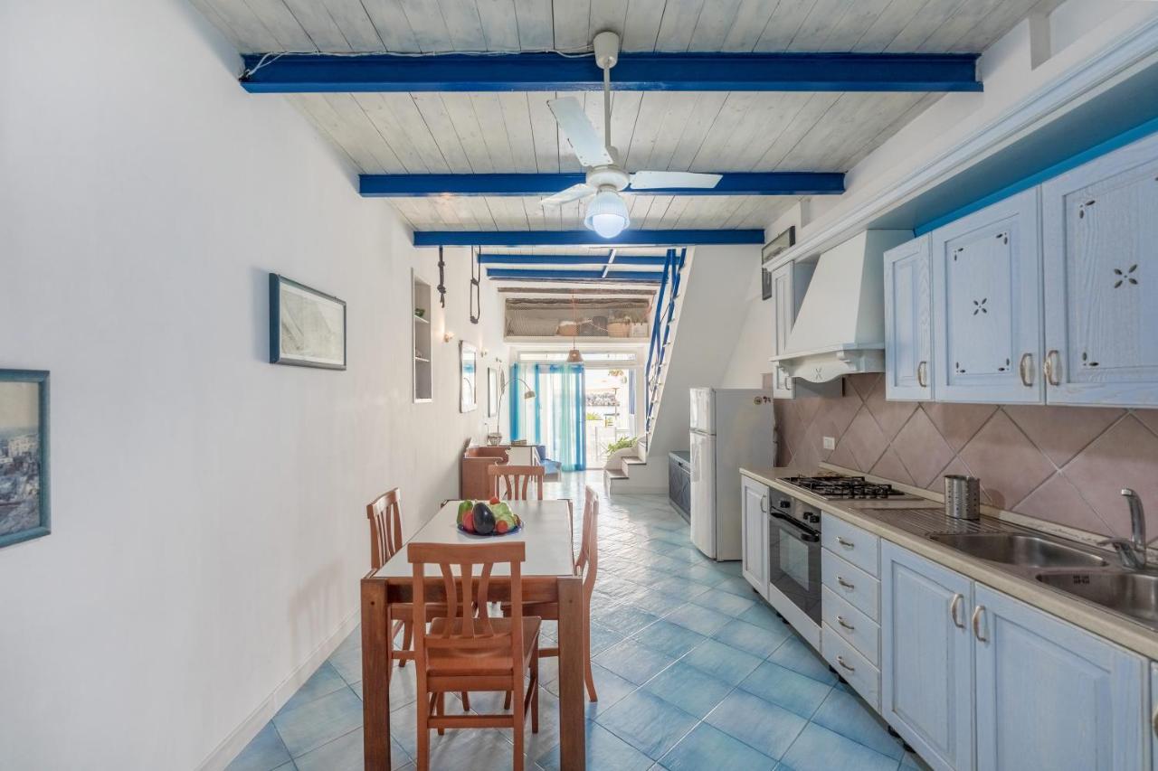 Casa Sottorar - Loft Open Space in Corricella Procida Exterior foto